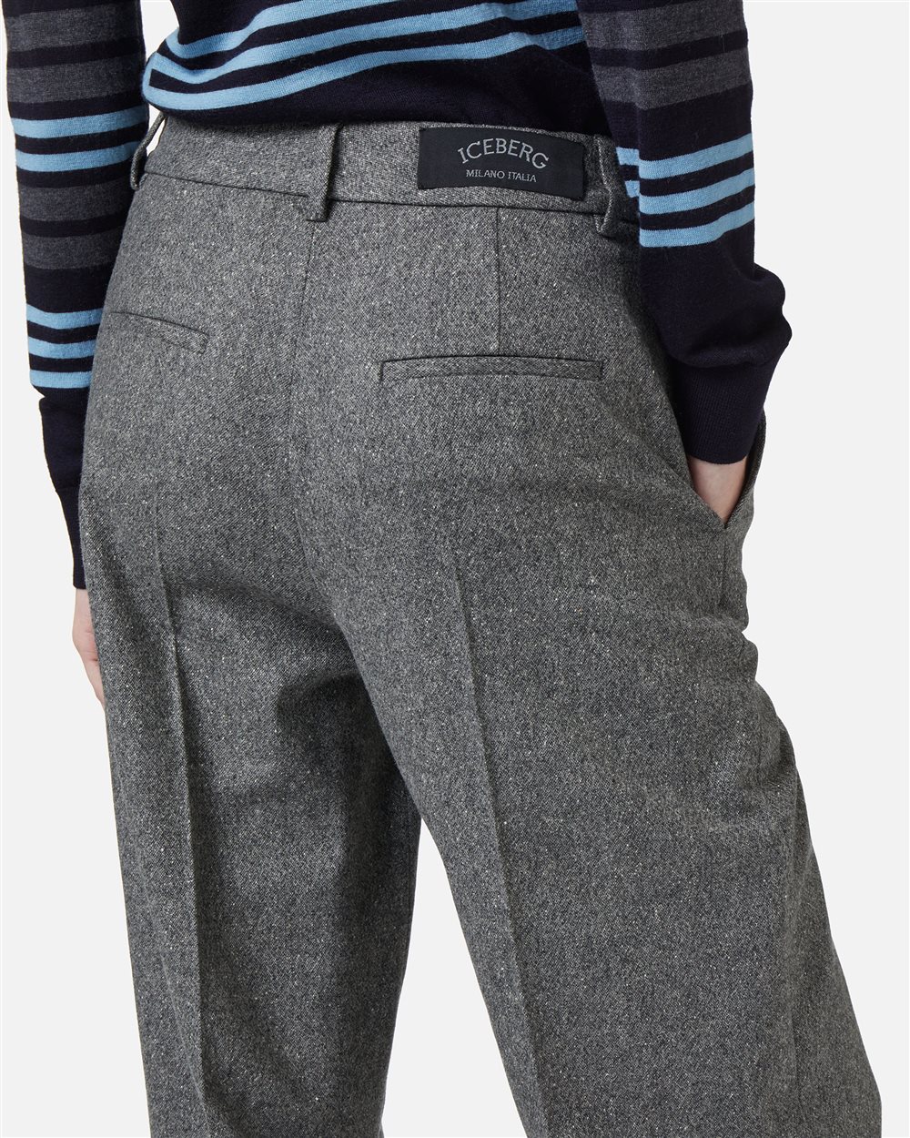 Jogger in bouclé leggero misto lana e seta tecnica - Iceberg - Official Website