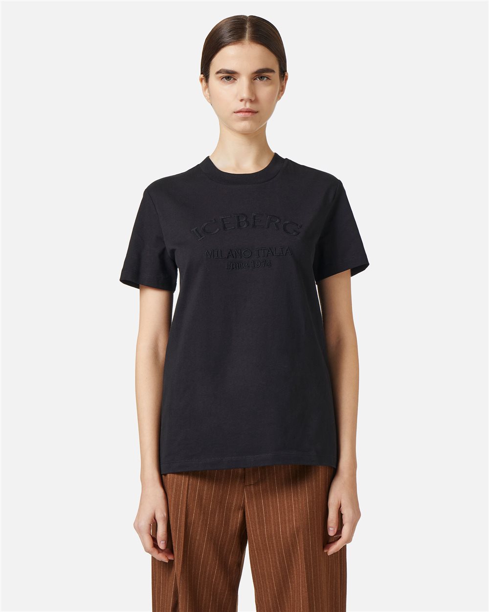 Regular fit black cotton jersey T-shirt with tone-on-tone embroidery - Iceberg - Official Website