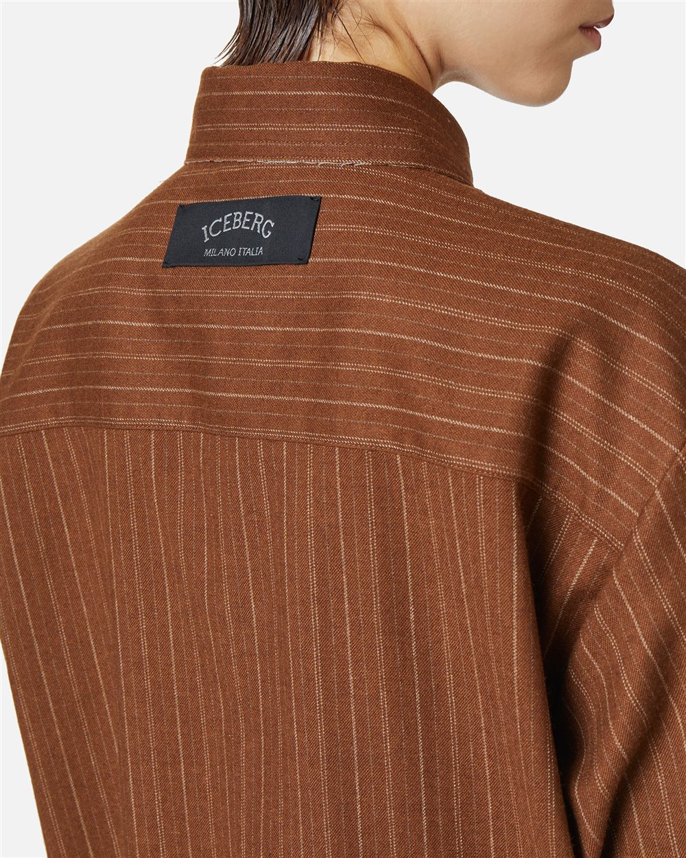 Comfort fit shirt with black and grey background print in eco-true viscose with sash - Iceberg - Official Website
