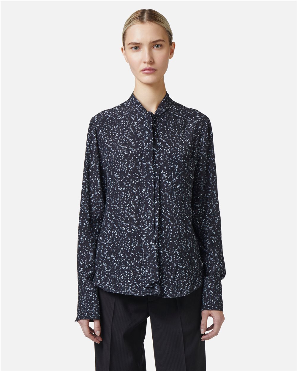 Comfort fit shirt with black and grey background print in eco-true viscose with sash and gathered de - Iceberg - Official Website