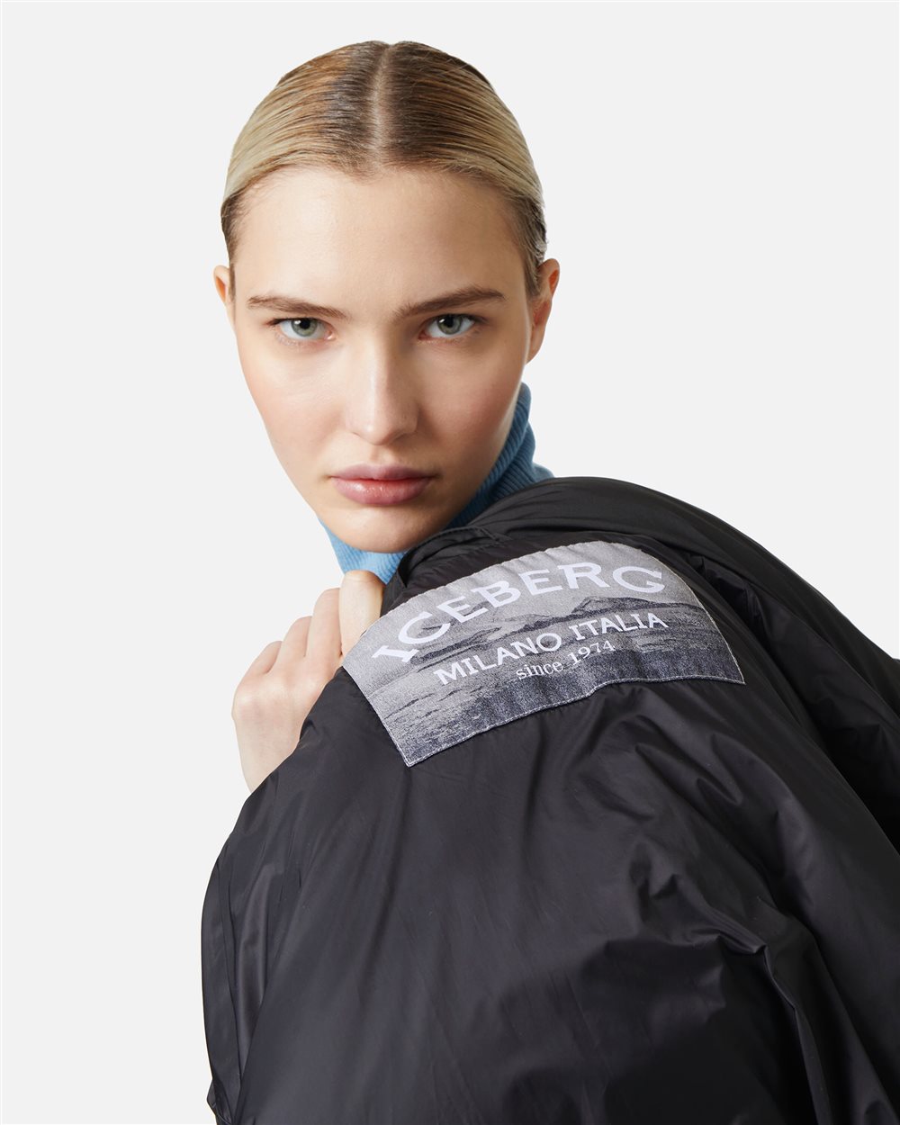 Real feather down jacket with embroidered logo patch - Iceberg - Official Website