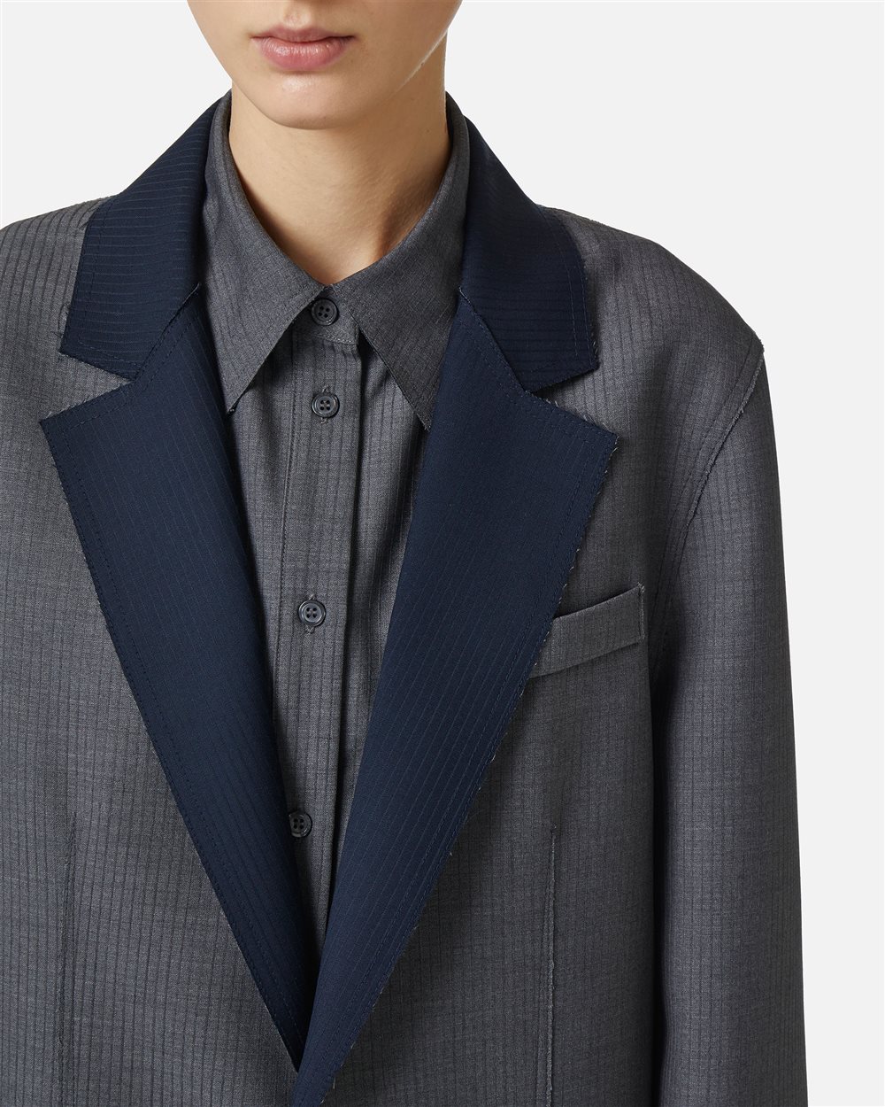 Reversible pinstripe coat in mouse grey with raw cut details - Iceberg - Official Website