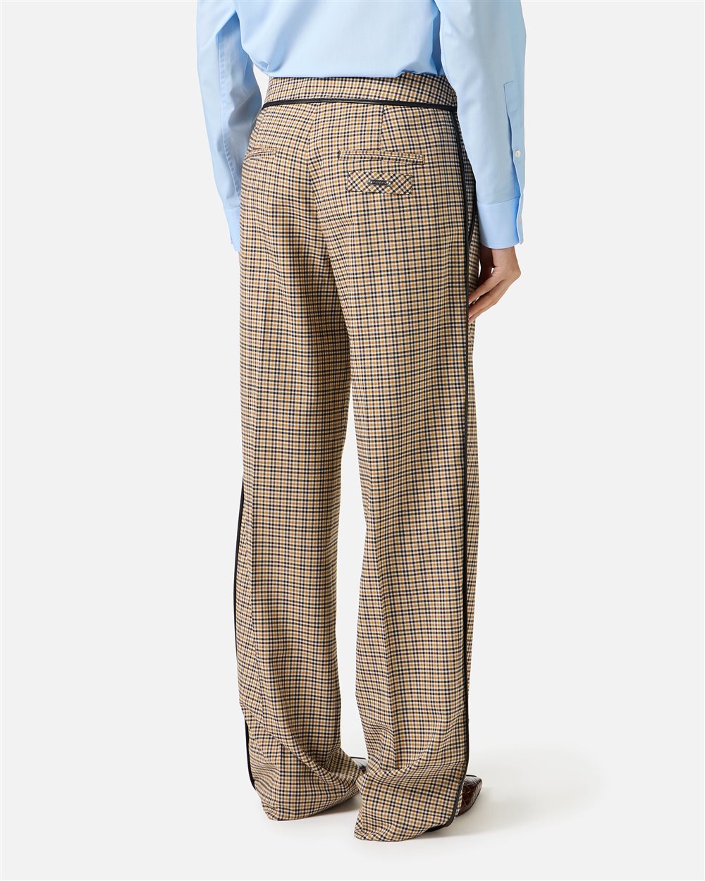Relaxed-fit, low-rise trousers in brown and camel check fabric - Iceberg - Official Website