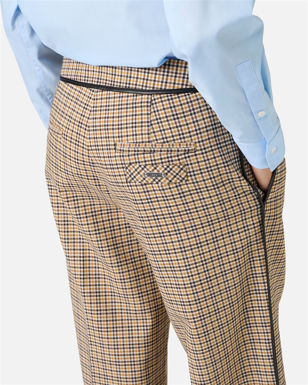 Relaxed-fit, low-rise trousers in brown and camel check fabric - Iceberg - Official Website
