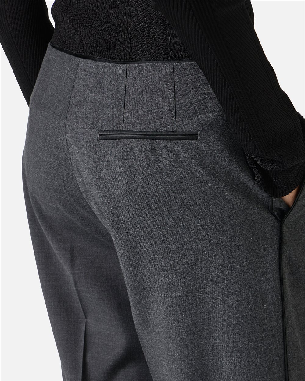 Relaxed-fit trousers in cool, technical stretch wool - Iceberg - Official Website