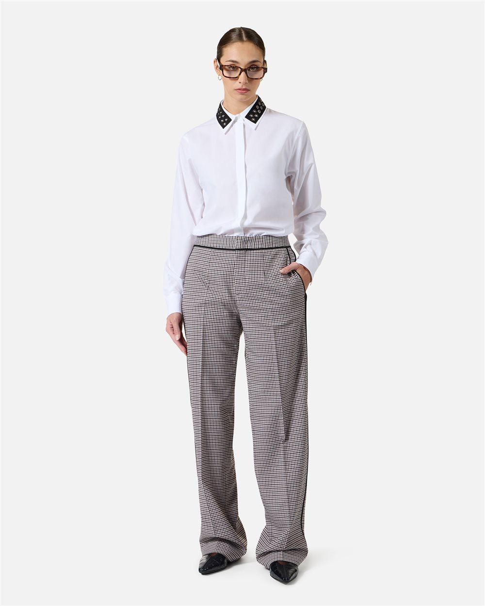 Comfort fit shirt in optical white with grosgrain details - Iceberg - Official Website