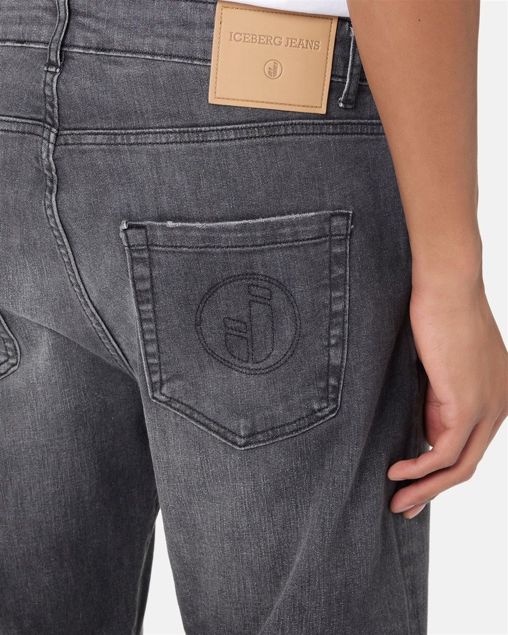 5 Pocket Regular Fit Trousers in Degradable Grey Denim Canvas Iceberg - Iceberg - Official Website