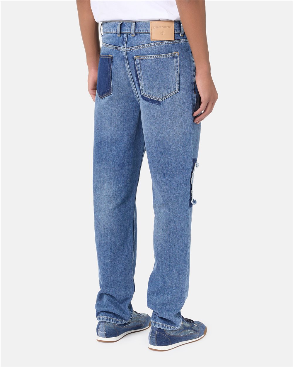 5-pocket straight-fit trousers in indigo stonewash denim with raw-edge details and Iceberg logo - Iceberg - Official Website