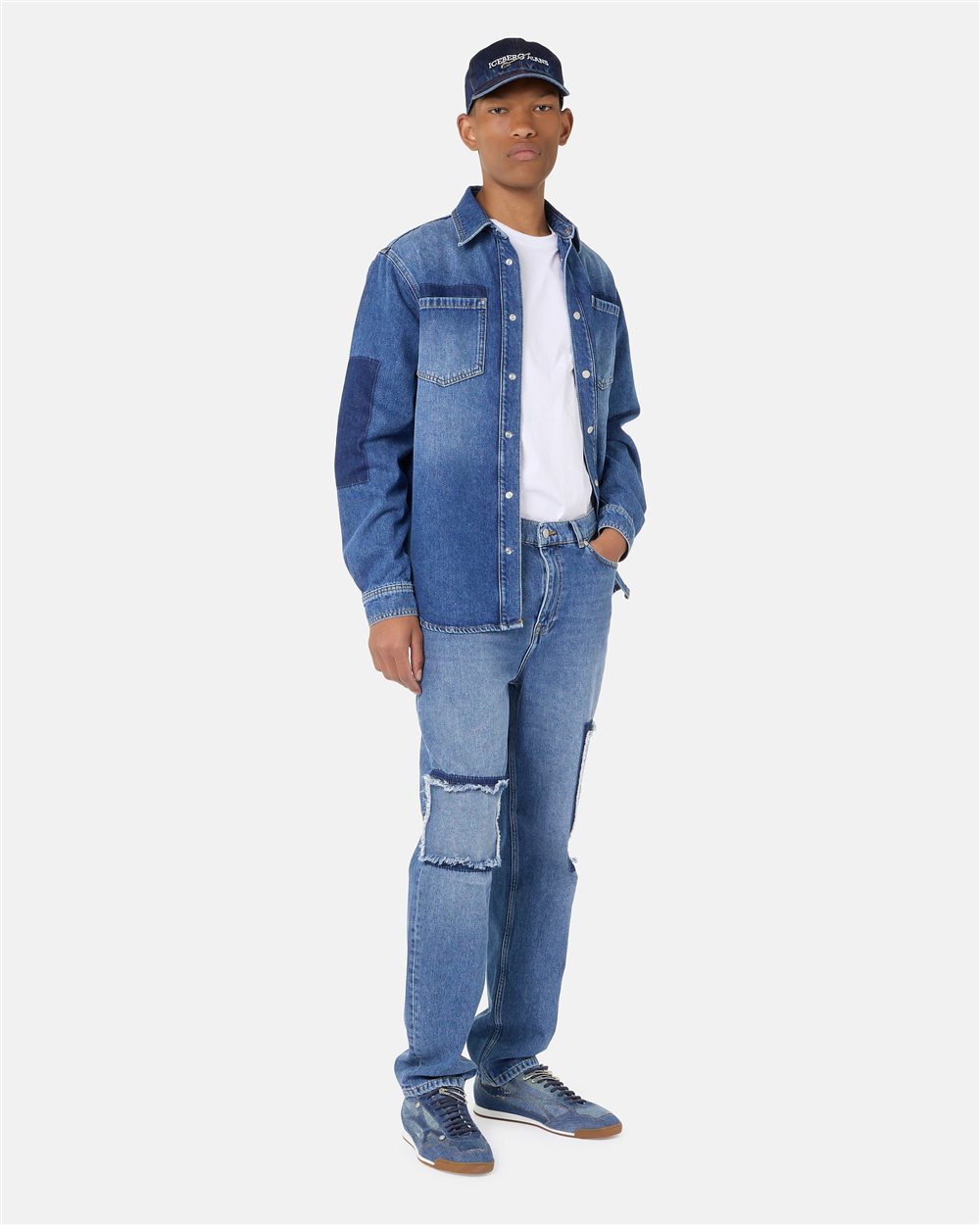 5-pocket straight-fit trousers in indigo stonewash denim with raw-edge details and Iceberg logo - Iceberg - Official Website