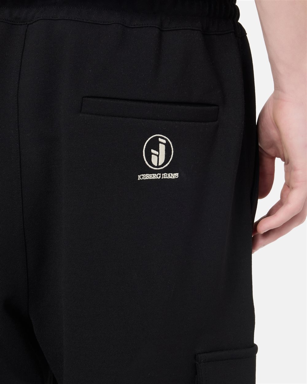 Couli Pants black cargo fit in herringbone wool blend with functional details and Iceberg IJ logo - Iceberg - Official Website