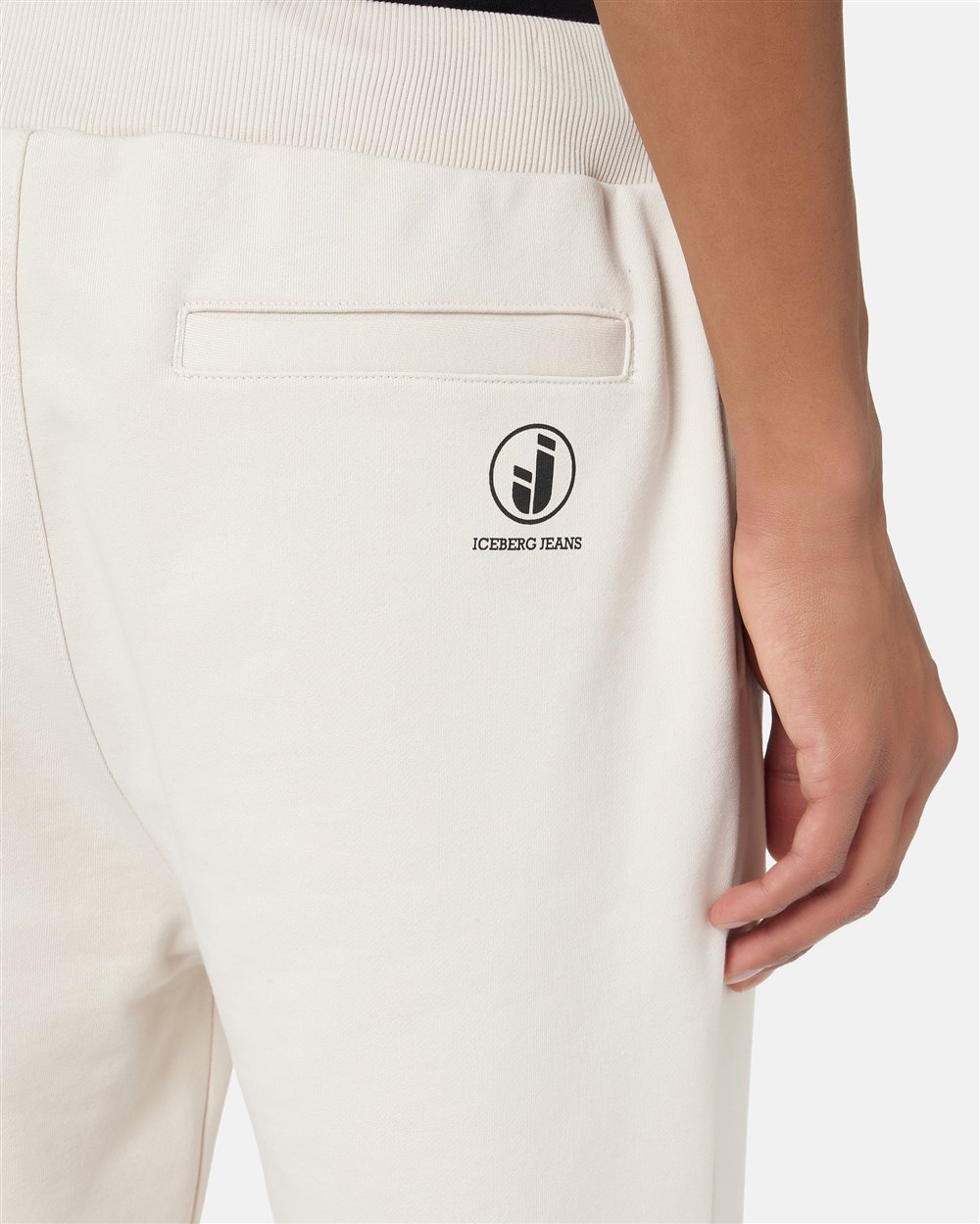 Jogging fit trousers in ivory cotton diagonal fleece with logo details - Iceberg - Official Website