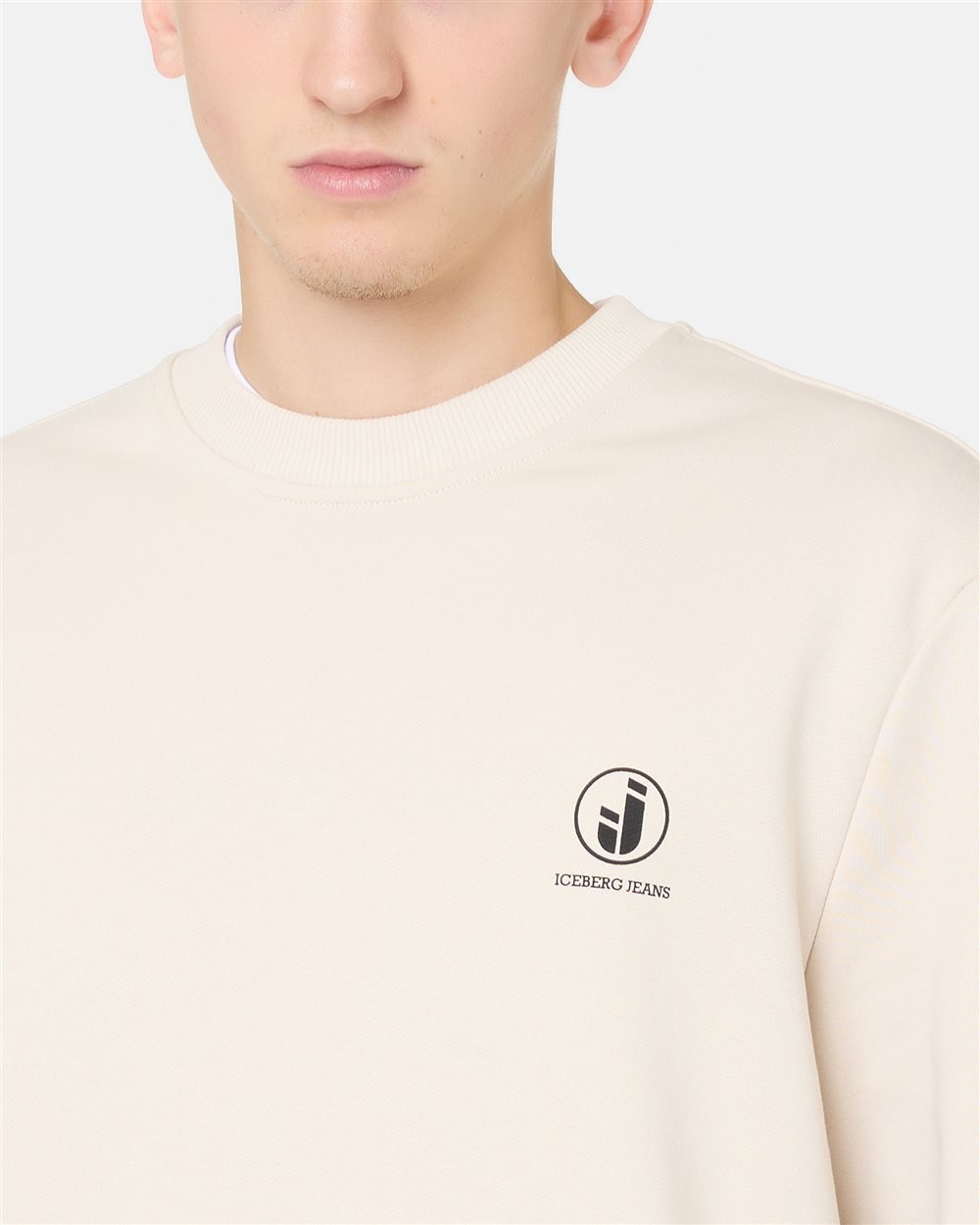 Regular fit crew neck sweater in ivory cotton diagonal fleece with IJ logo print on the heart - Iceberg - Official Website