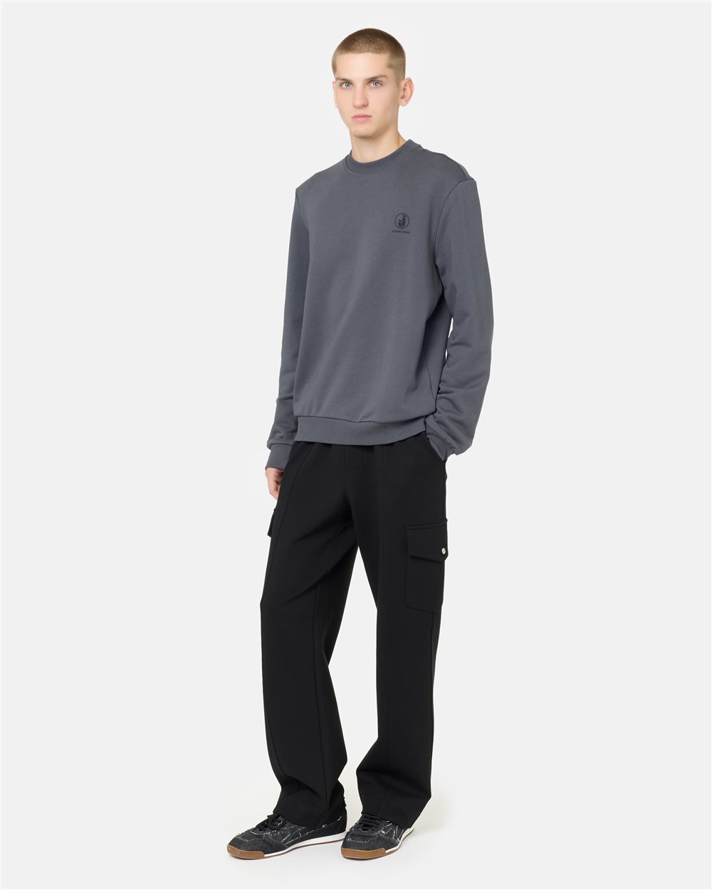 Regular-fit crew-neck sweater in lead gray cotton diagonal fleece with IJ logo print on the heart - Iceberg - Official Website