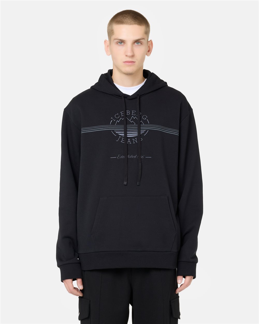 Chill Fit Hoodie in black cotton diagonal fleece with Iceberg logo and mountain details - Iceberg - Official Website