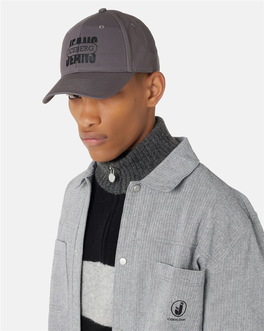 Fitted baseball cap in lead gray gabardine with vintage Iceberg logo - Iceberg - Official Website