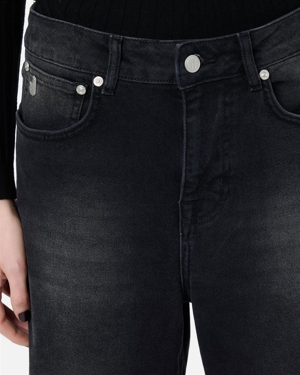 Black stretch denim boyfriend pants with Iceberg logo details - Iceberg - Official Website