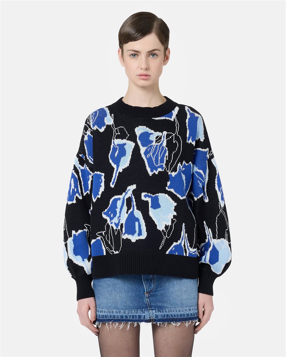 Boxy Fit Crewneck Sweater Black and Blue Pattern with Tulip Motif - Iceberg - Official Website