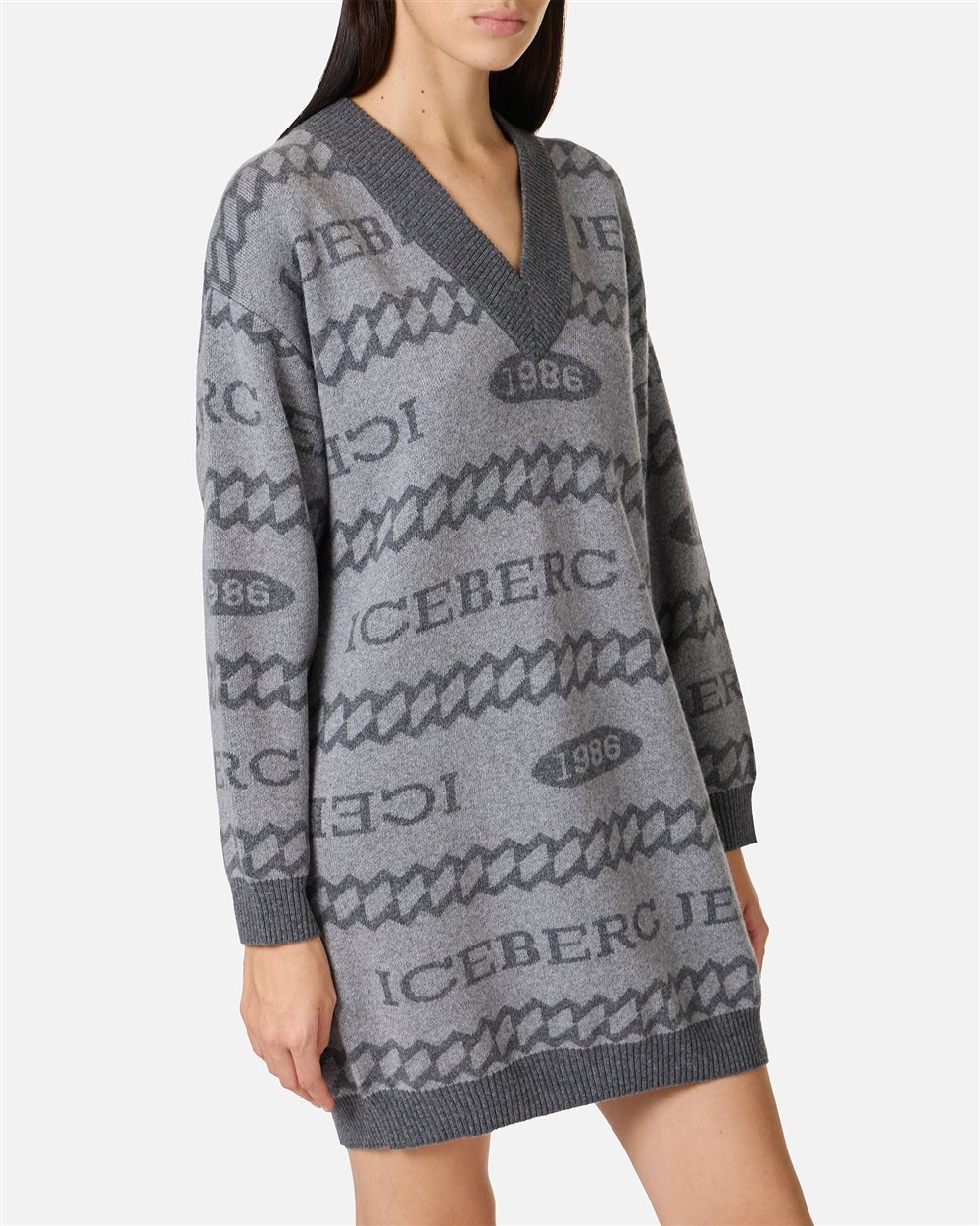 Maxi-pullover-style mini dress in gray and ivory jacquard knit with 1986 Iceberg logo - Iceberg - Official Website