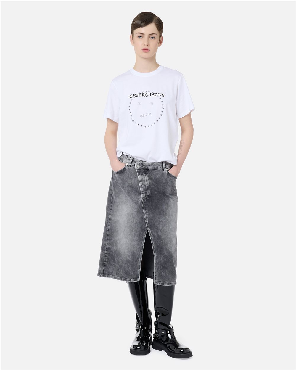 Regular Fit T-shirt in Optical White Cotton Jersey with Smile Print and Iceberg Logo Metal Details - Iceberg - Official Website