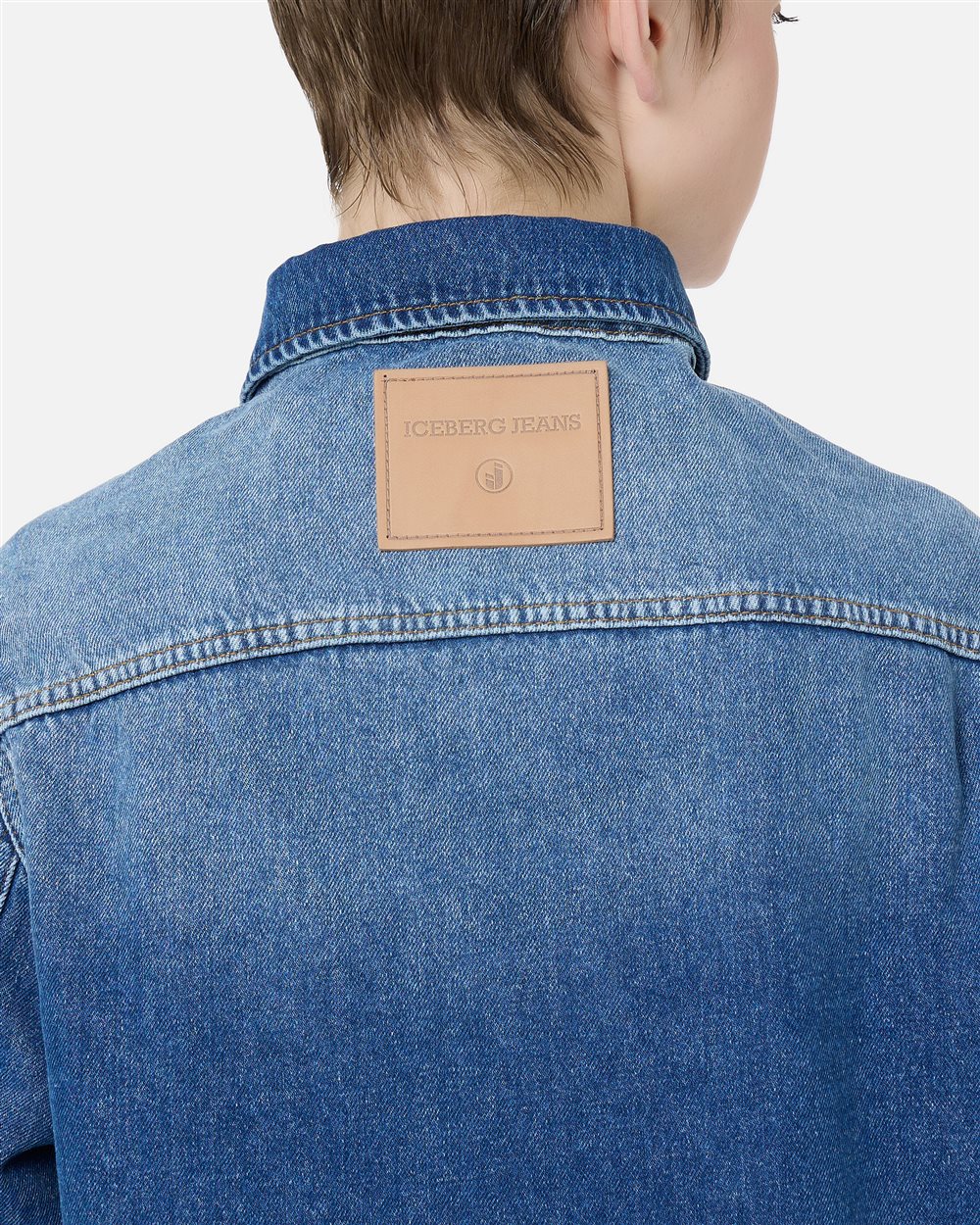Regular-fit 5-pocket indigo denim shirt with raw-edge details and Iceberg logo - Iceberg - Official Website