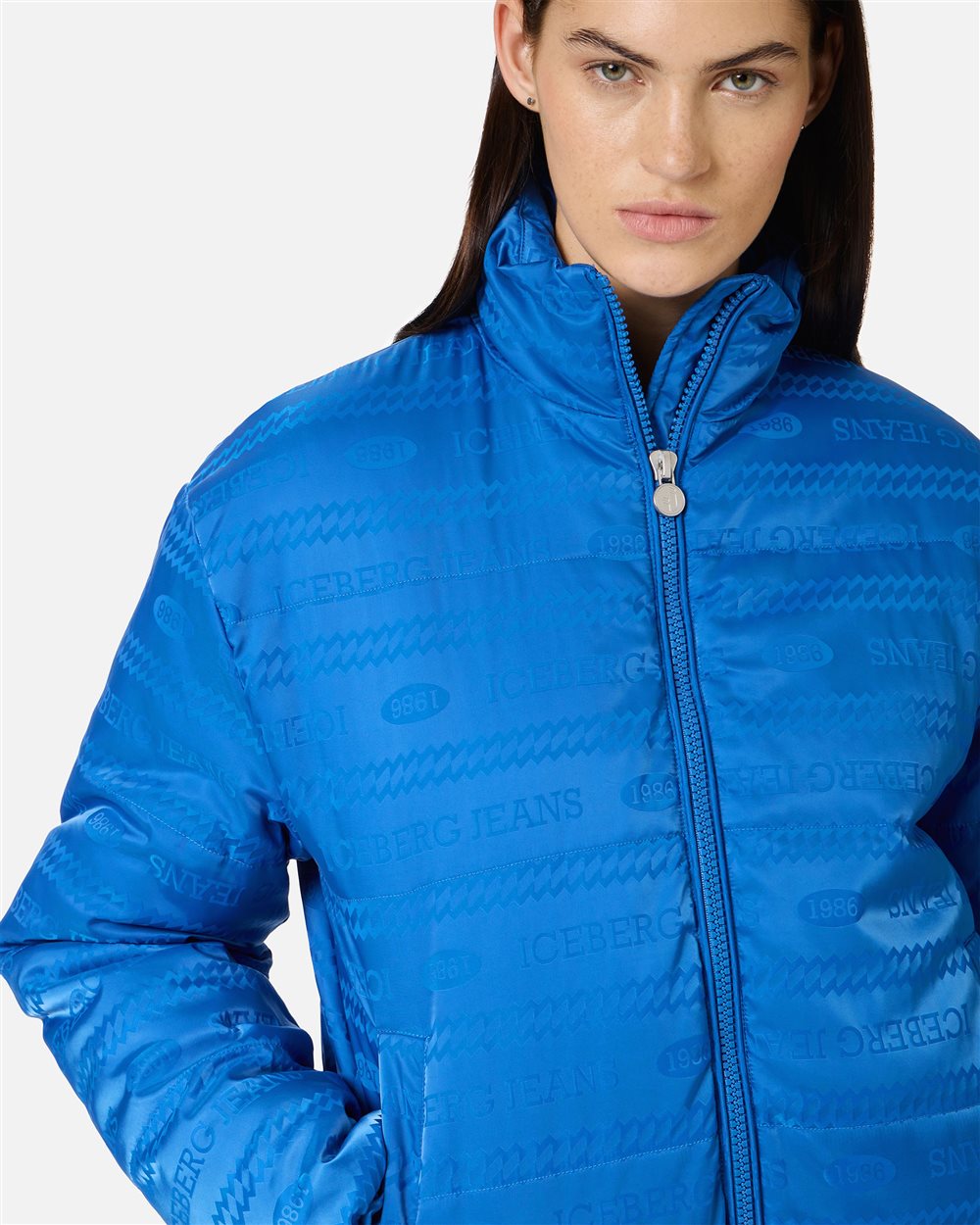 Mini-fit blue nylon jacquard jacket with 1986 logo and Iceberg eco-down padding - Iceberg - Official Website