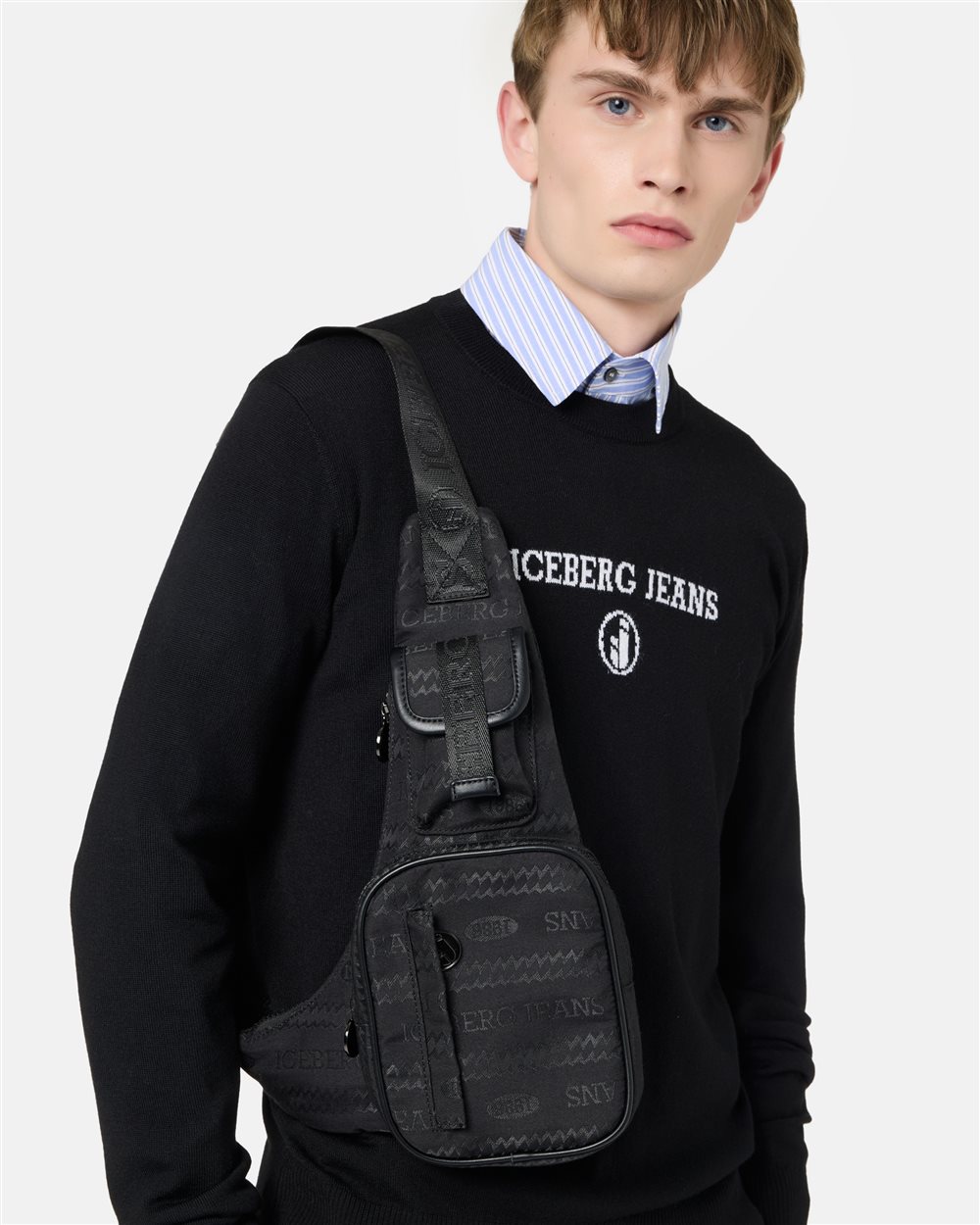 Body bag nylon jacquard 1986: the modern touch for every outfit - Iceberg - Official Website