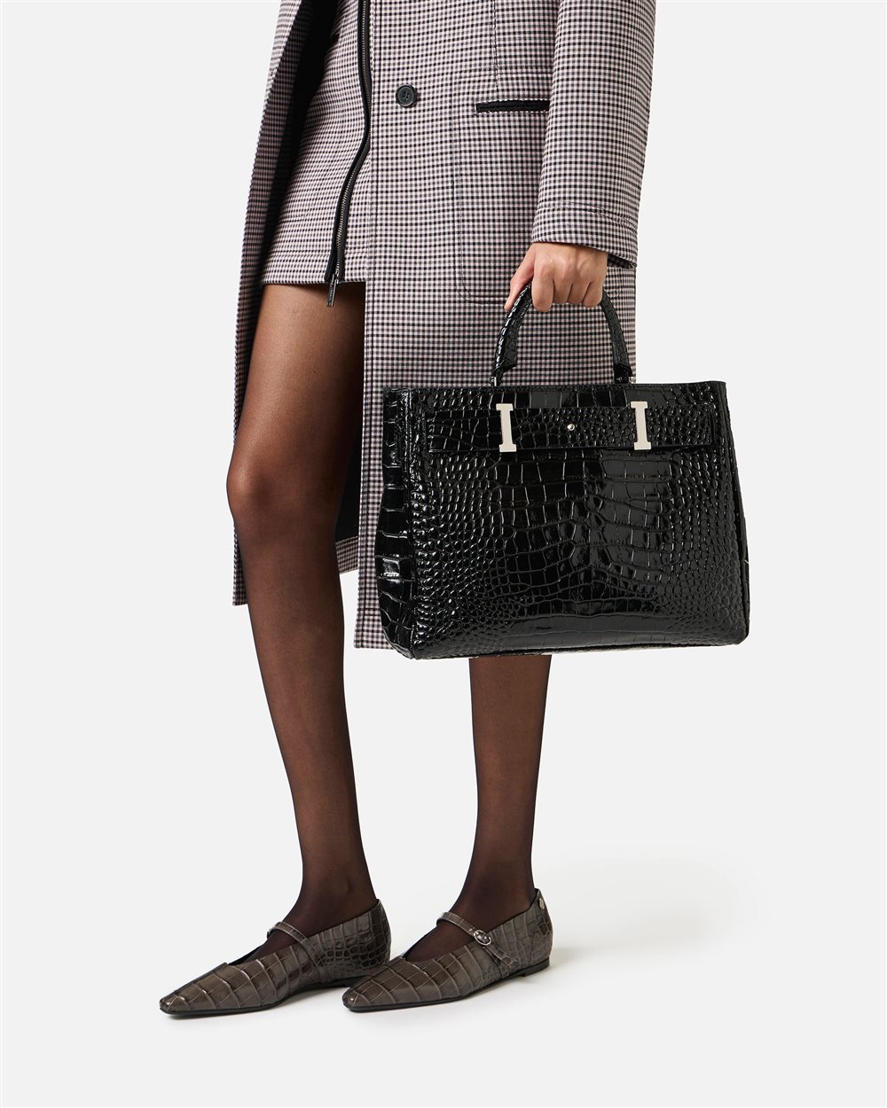 Maxi shopper in black calfskin - Iceberg - Official Website