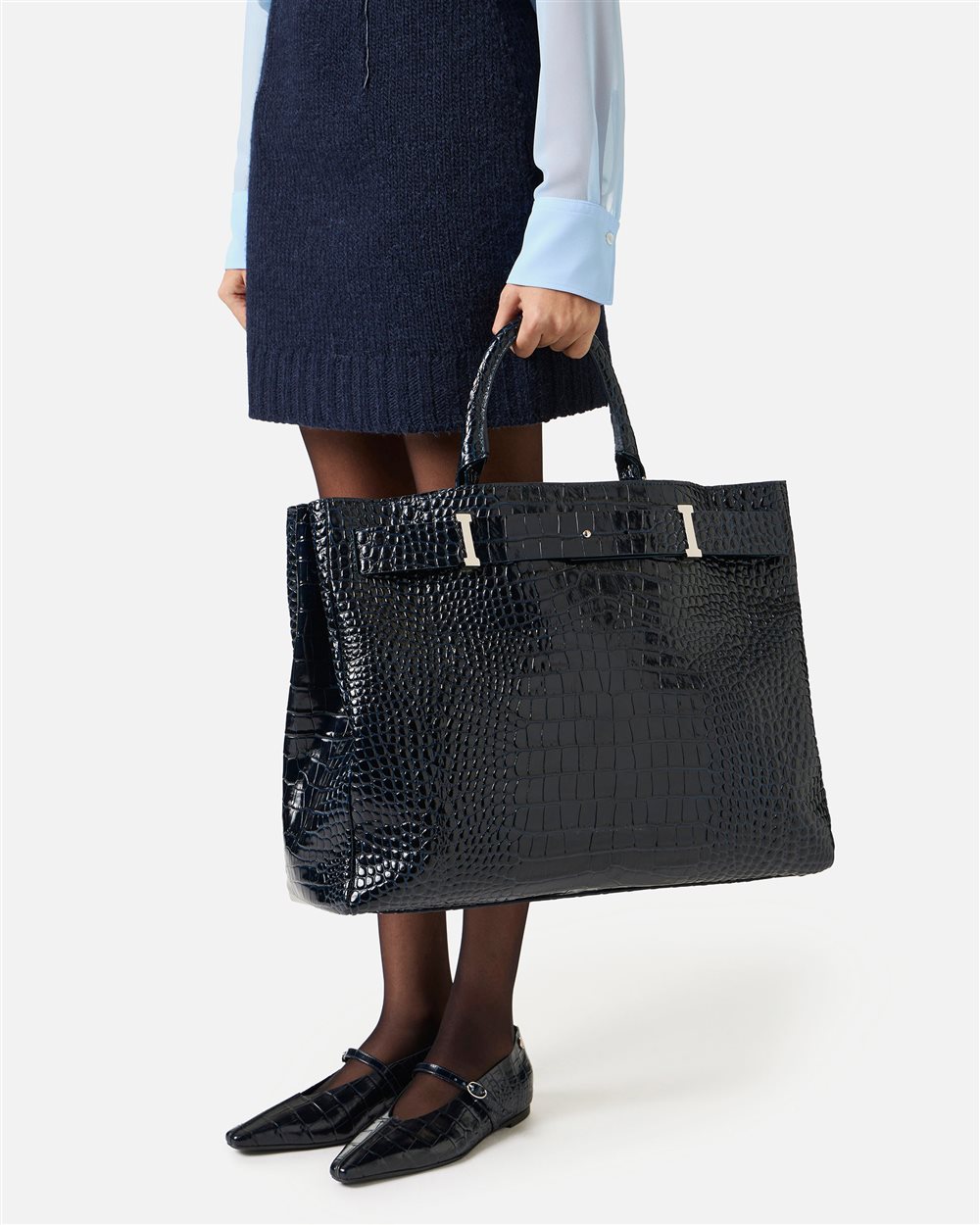 Maxi shopper in blue calfskin - Iceberg - Official Website