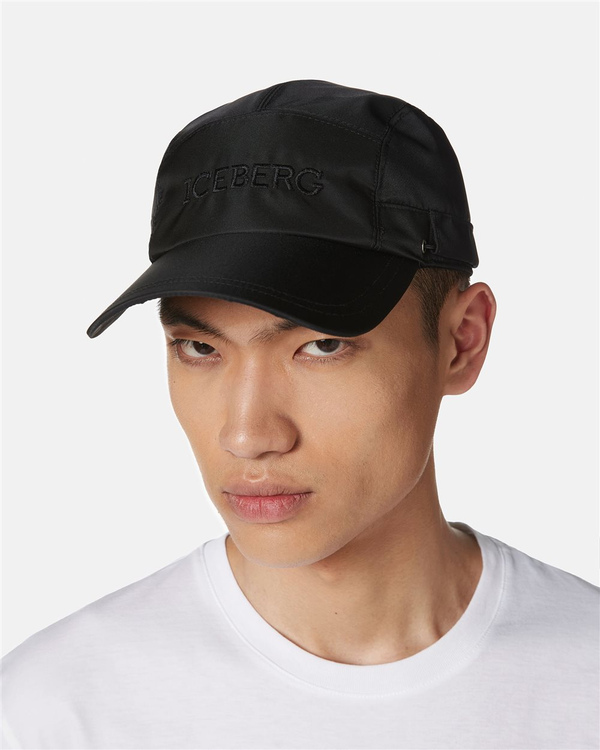 Black nylon baseball cap with drawstring - Iceberg - Official Website