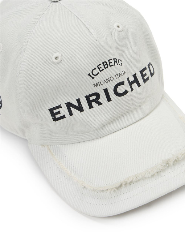 Powder-colored gabardine baseball cap with Poppy print - Iceberg - Official Website