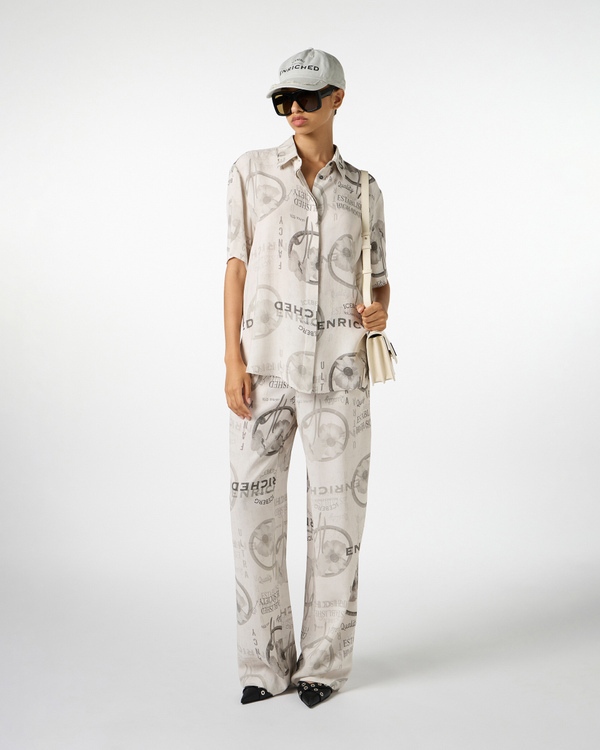 SS25 - Look woman 18 HP - Iceberg - Official Website