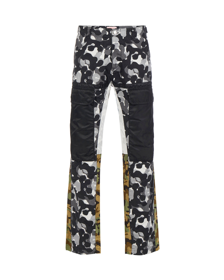 Grey camouflage patch cargo trousers - Fashion Show Man | Iceberg - Official Website