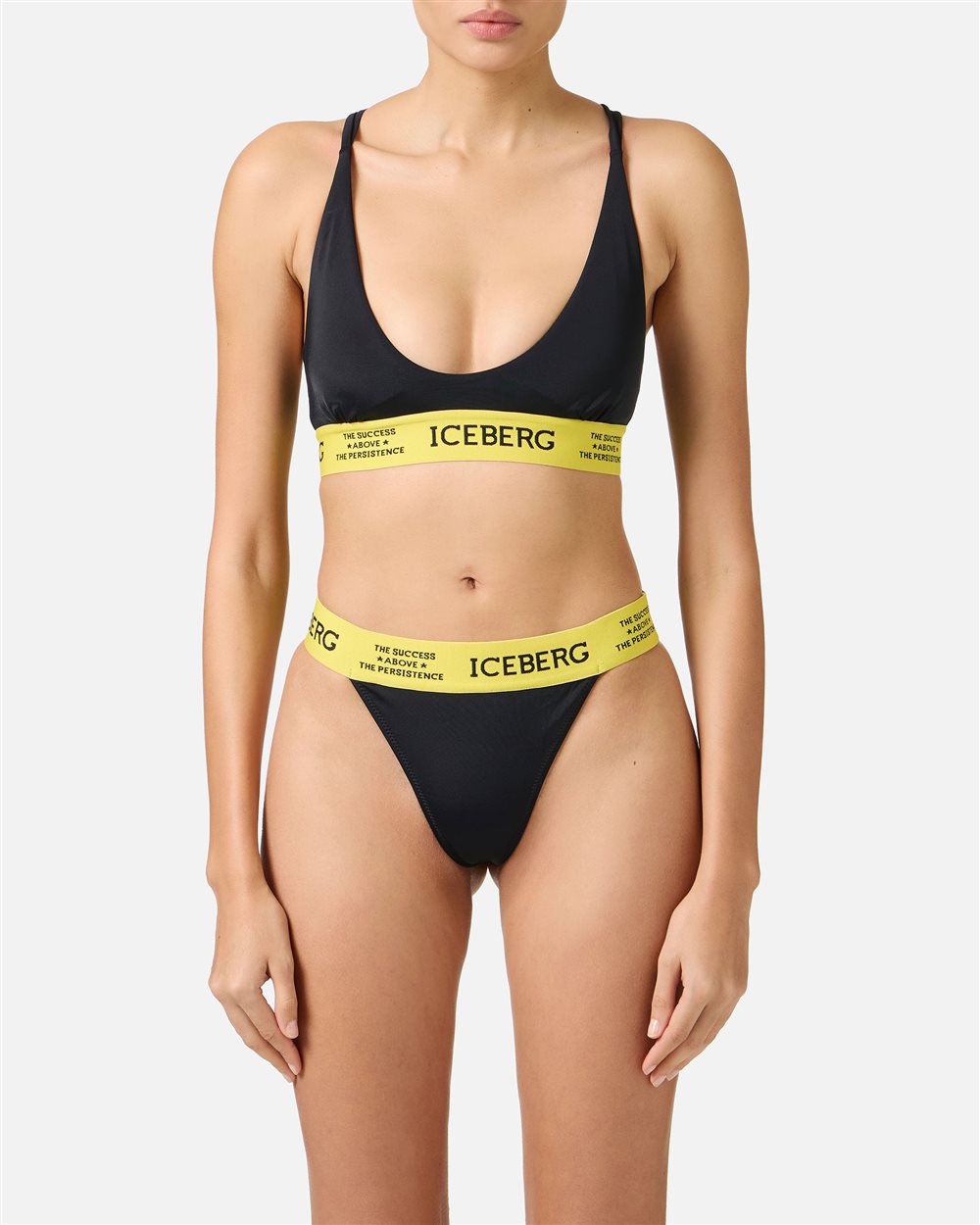 Slip nero sgambato con banda elastica in vita e logo Iceberg a contrasto - Beachwear | Iceberg - Official Website