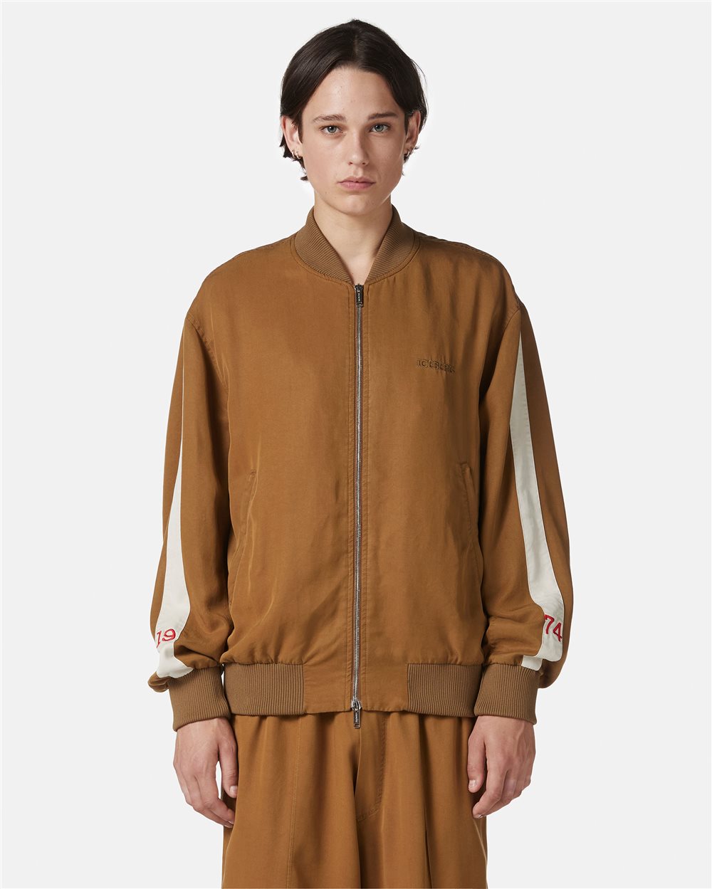 Ölfarbene Jacke aus Tencel im Regular Fit - Jacken und Mäntel | Iceberg - Official Website