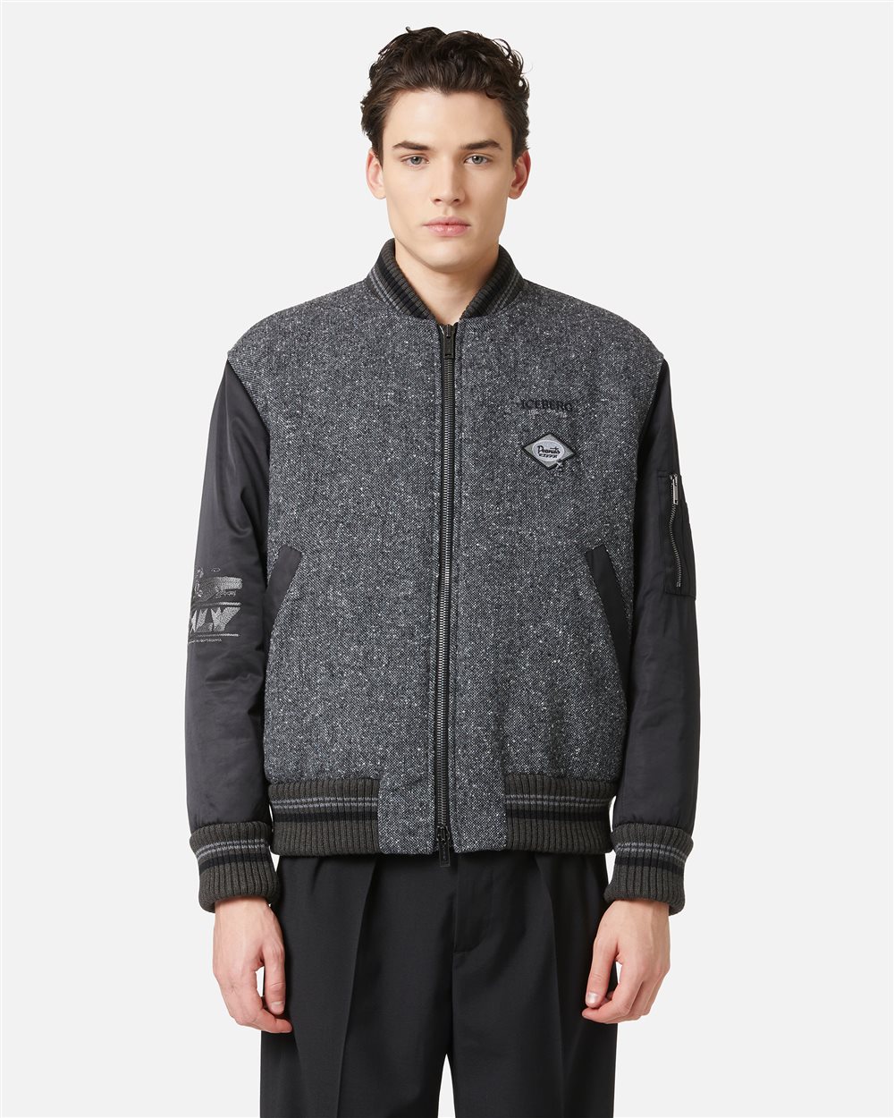 Beispiellose Jacke im Stoffmix: Grau und Charakter - Kleidung | Iceberg - Official Website