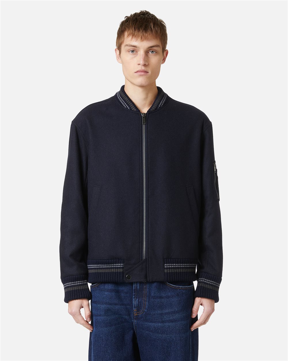 Jacke im Regular Fit aus leichtem Bouclé: edle Textur, urbaner Stil - Kleidung | Iceberg - Official Website