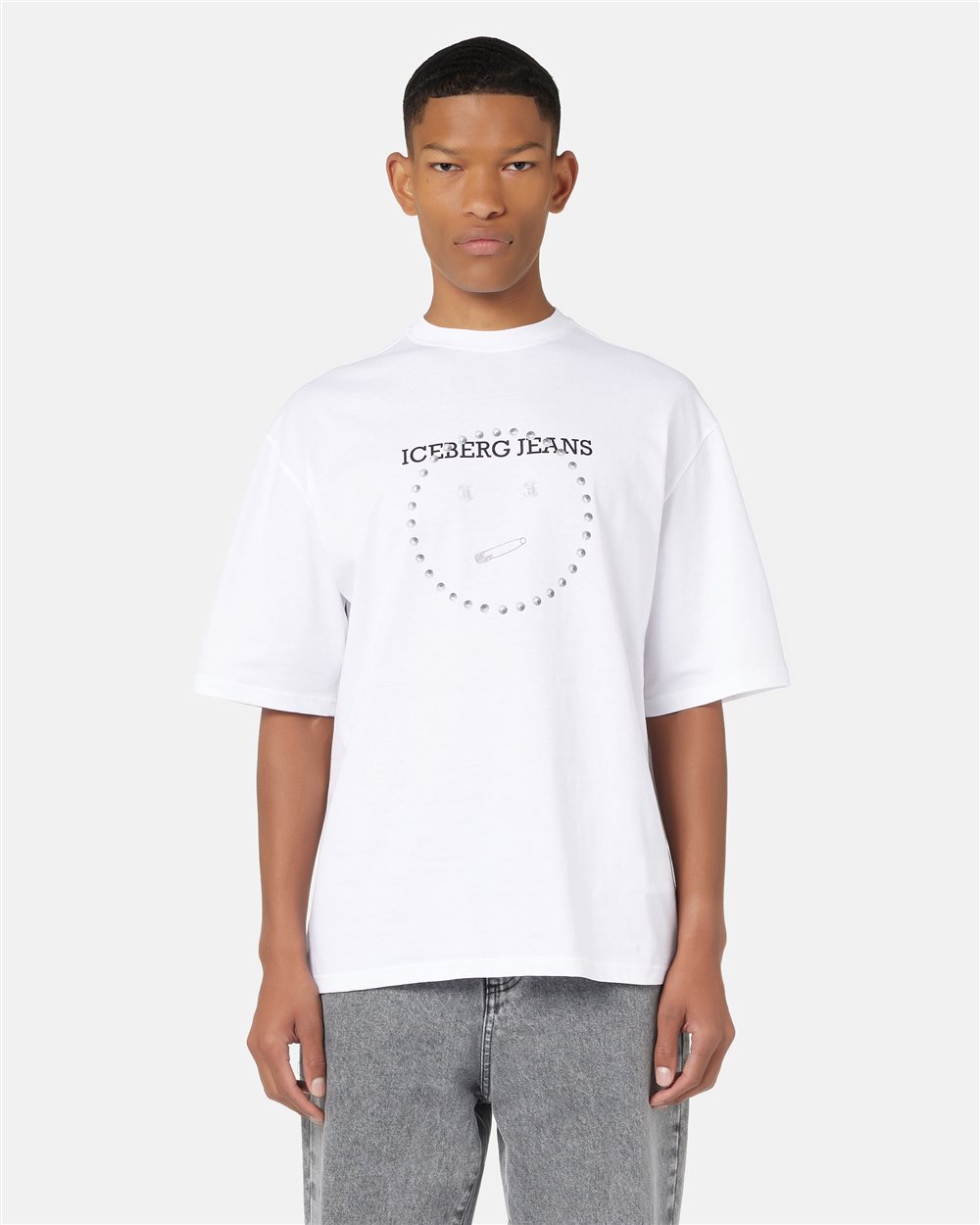Relaxed fit T-shirt in optical white cotton jersey with Smile print in logoed metal - carosello iceberg jeans man | Iceberg - Official Website