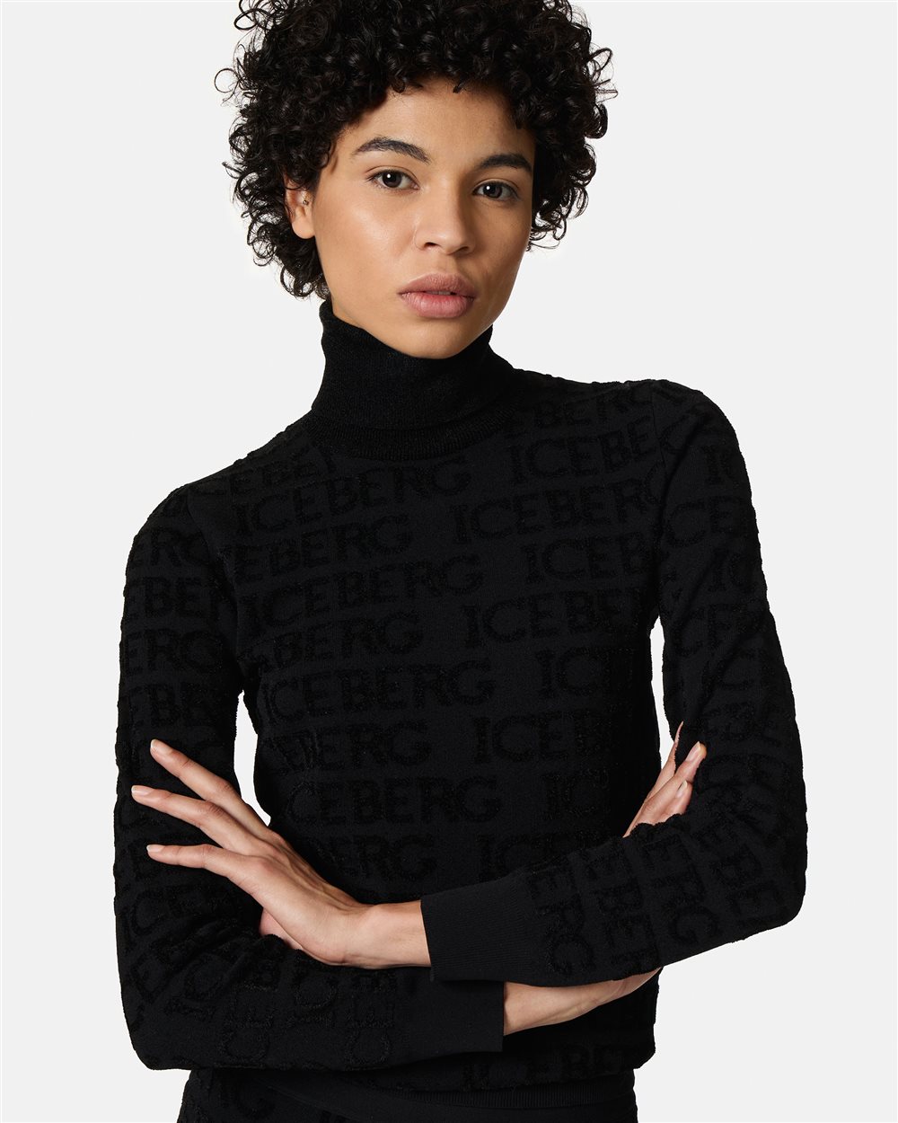 Turtleneck sweater with logo