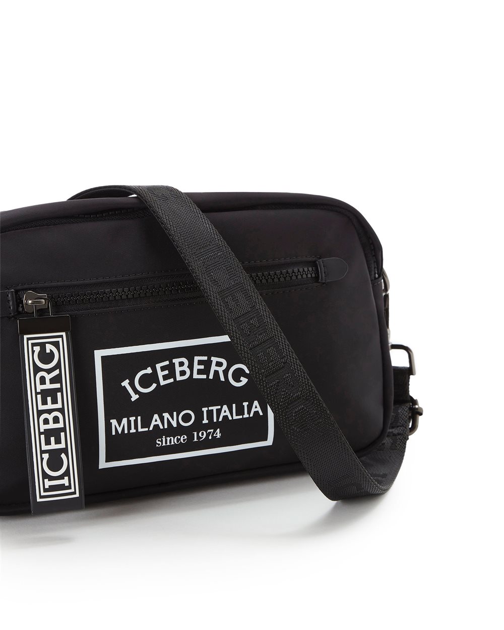Pouch with shoulder strap | Iceberg