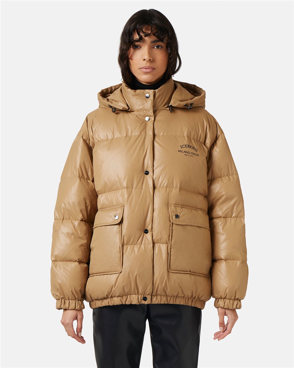 Short down jacket with real down hood