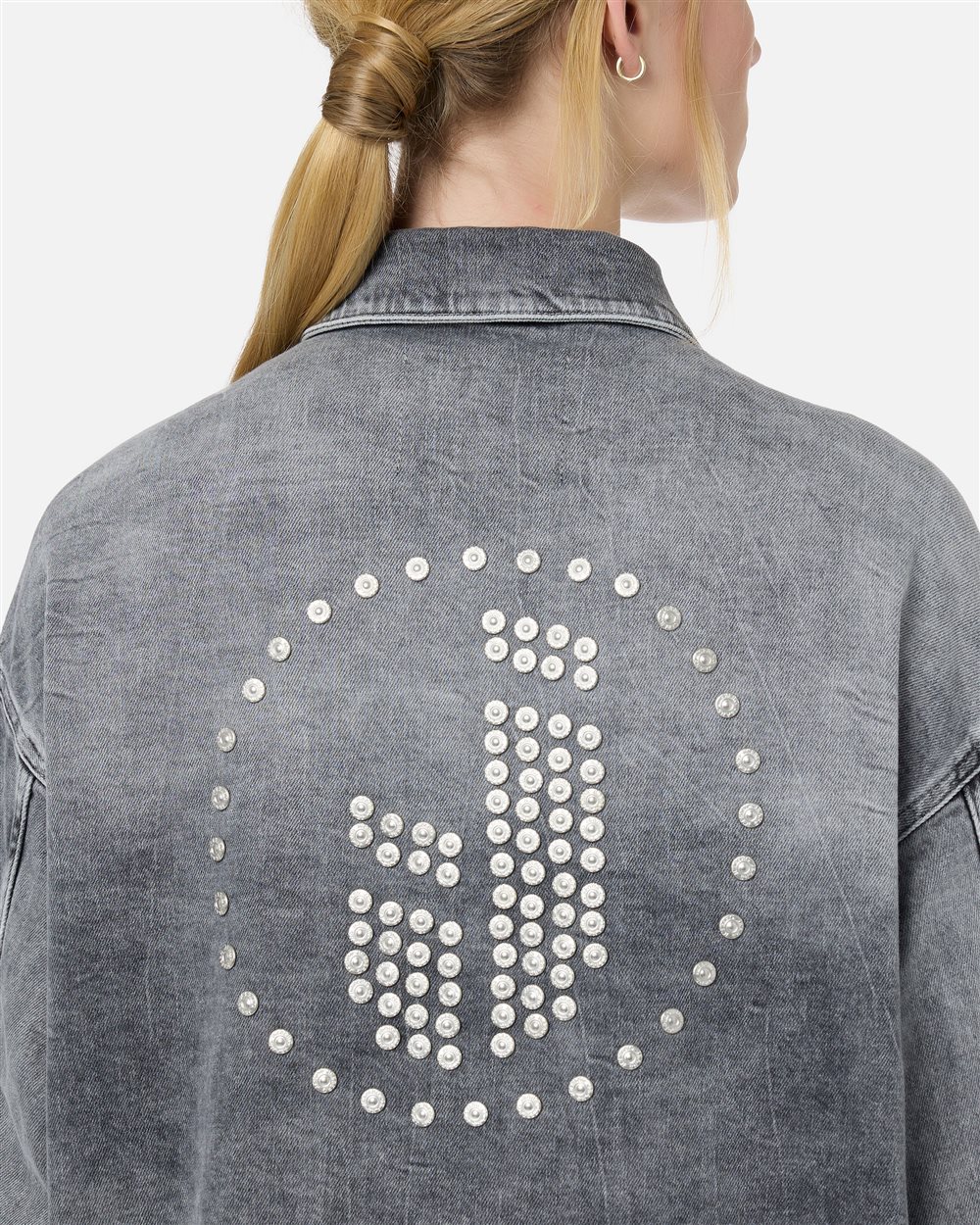 Acid wash grey denim jacket with riveted logo details | ICEBERG