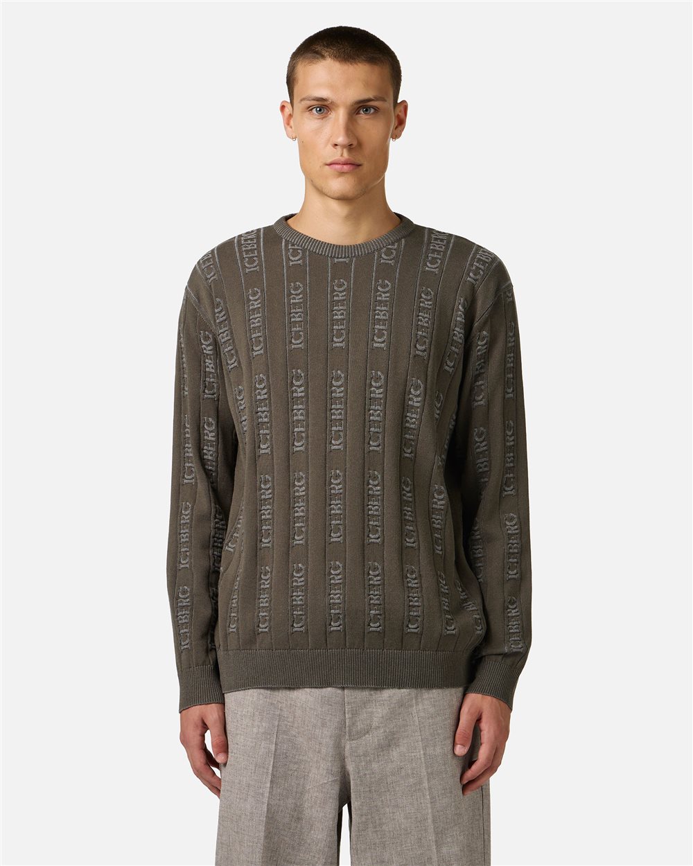 Military green cotton crew neck sweater with Iceberg logo | ICEBERG