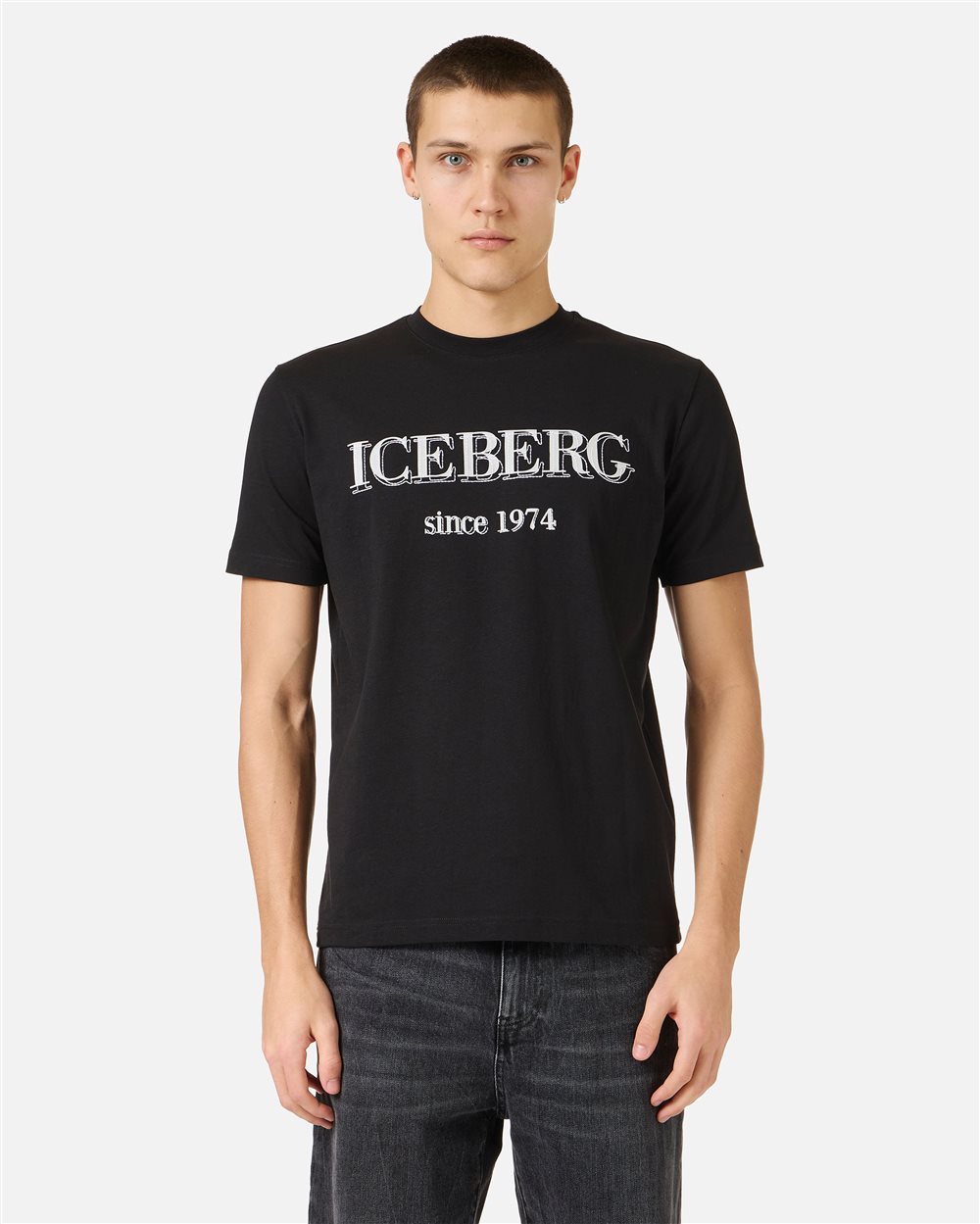 Black oversized T-shirt in cotton jersey, featuring the Iceberg