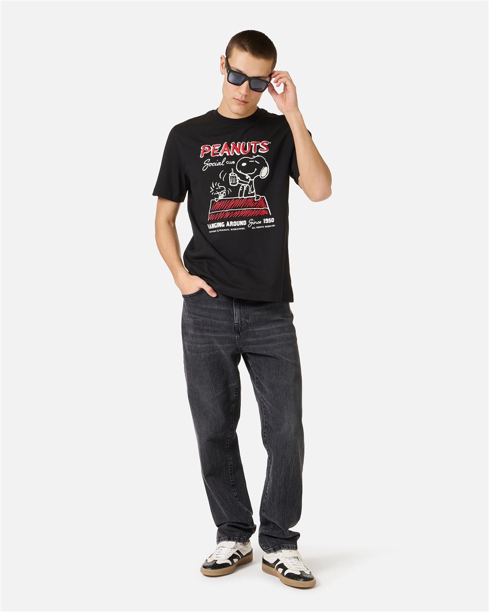Regular fit black cotton jersey T-shirt with Peanuts design | ICEBERG