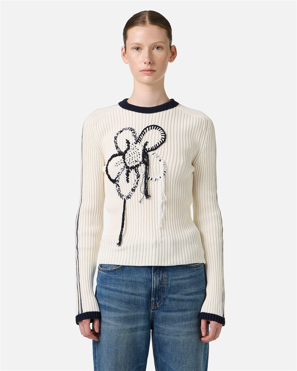 Ribbed cotton cream crew neck sweater with floral embroidery | ICEBERG