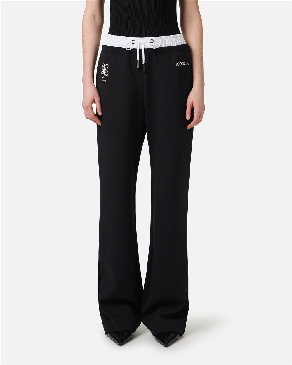 Black wide-leg pants in technical fabric with print | ICEBERG