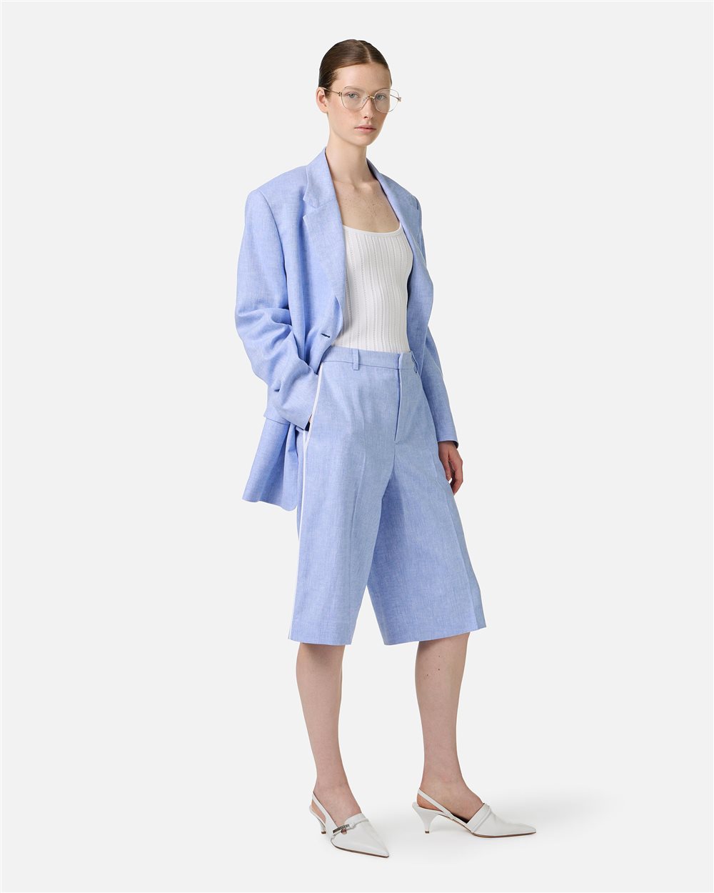 Light blue regular fit Bermuda shorts in diagonal linen-blend fabric