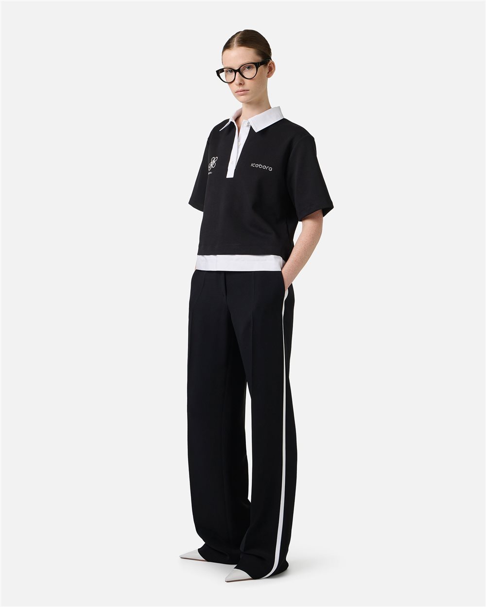 Black cropped fit scuba jersey T-shirt with contrasting details