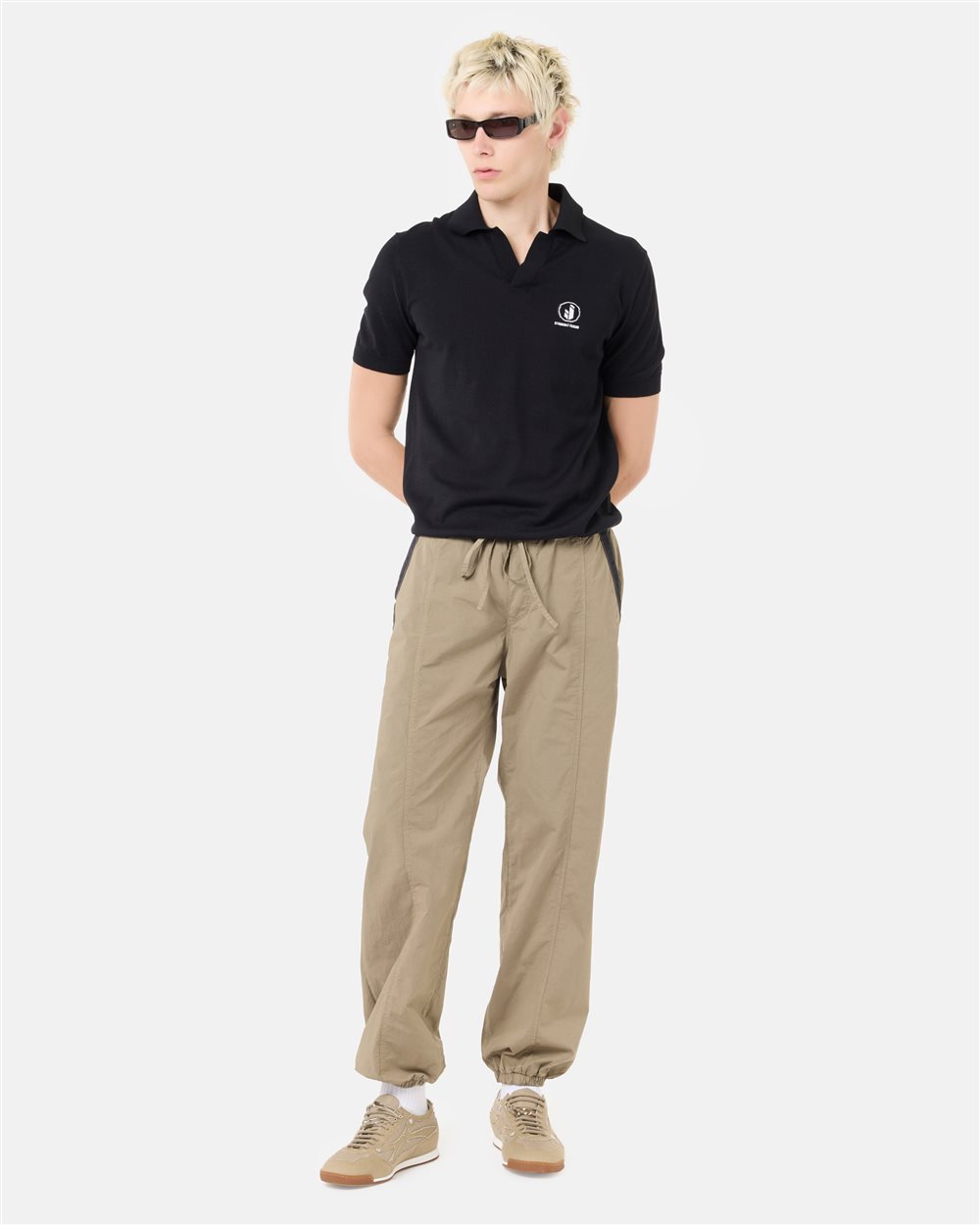 Loose fit sage green cargo pants in cotton parachute fabric | ICEBERG