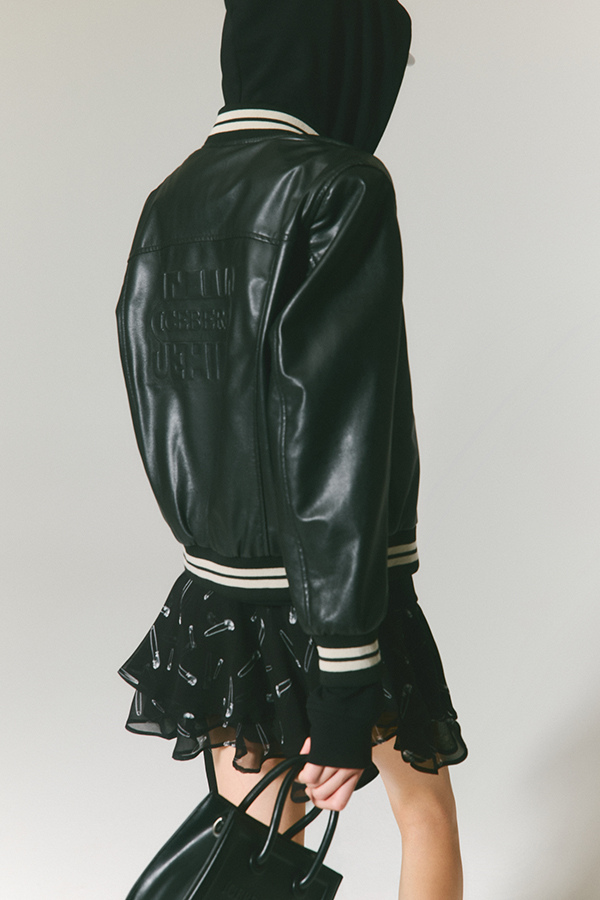 New ICEBERG JEANS Collection: Discover It Now | Official Website